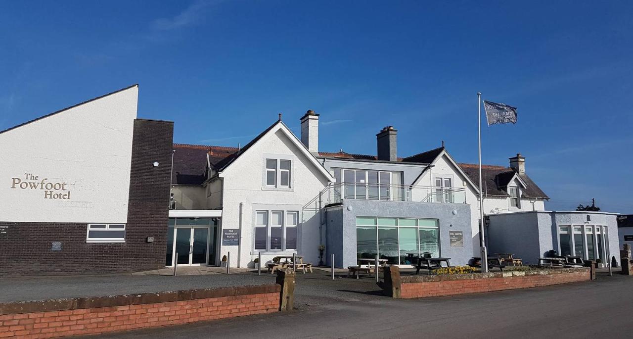 The Powfoot Hotel, Annan Luaran gambar