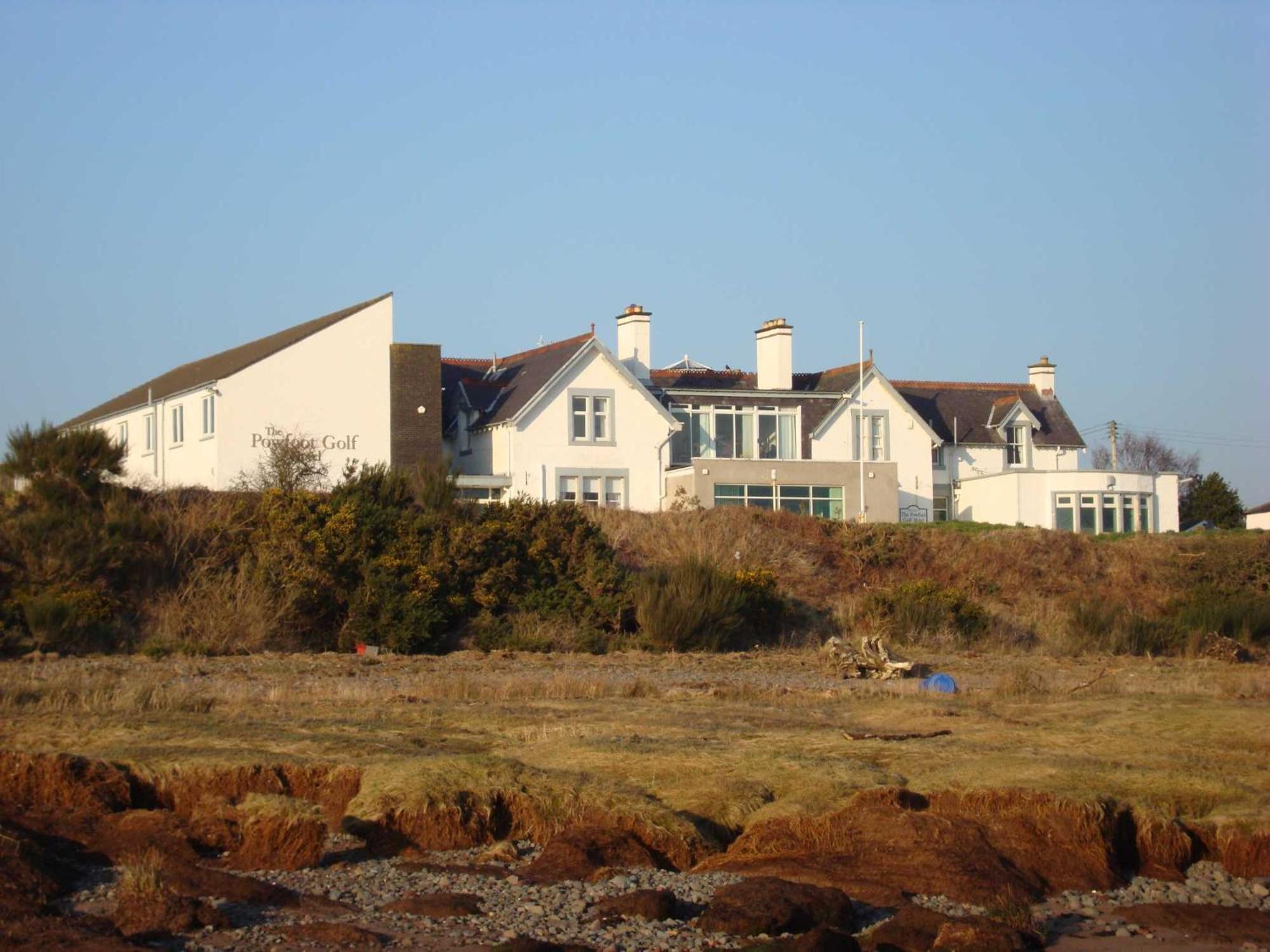 The Powfoot Hotel, Annan Luaran gambar