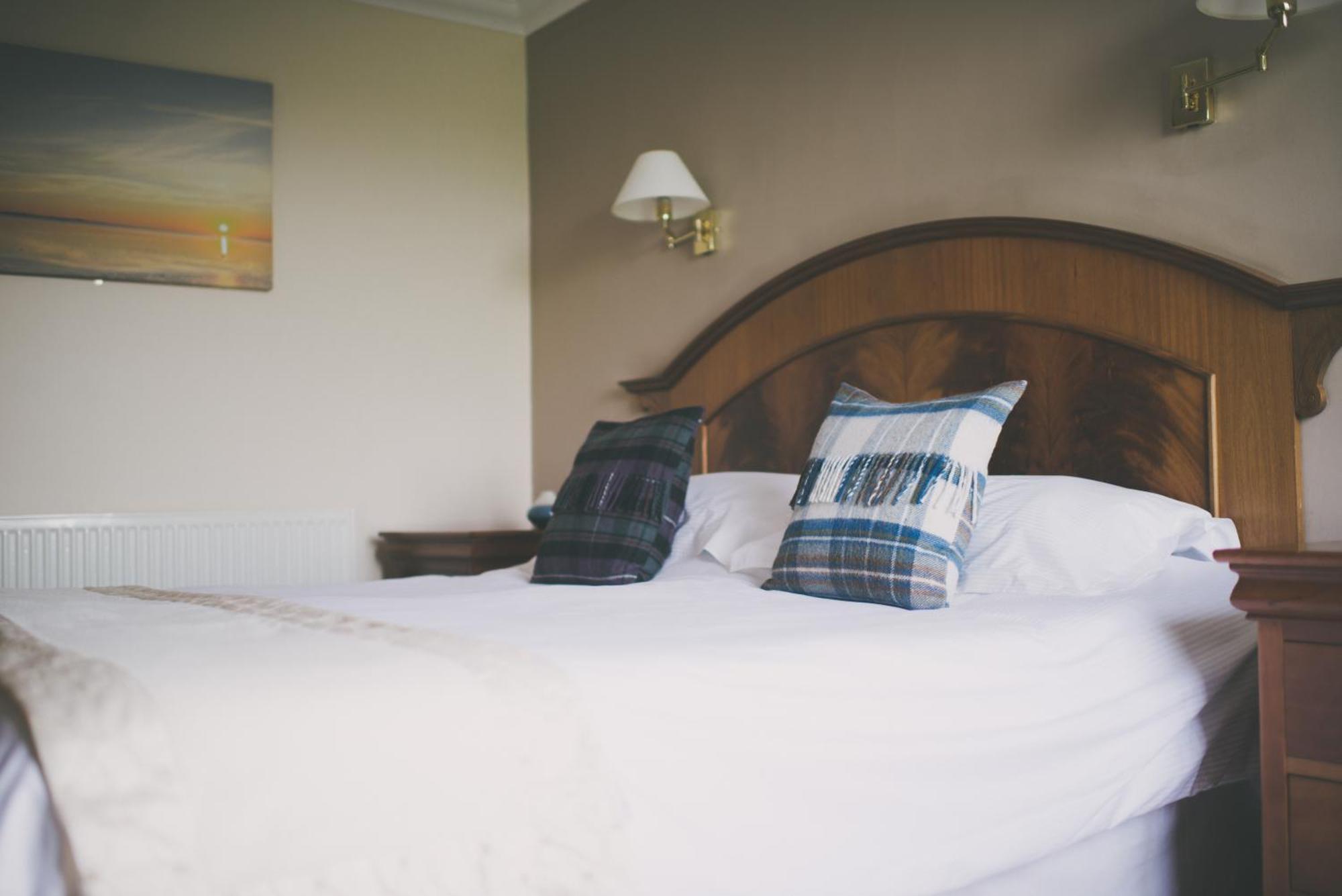 The Powfoot Hotel, Annan Luaran gambar